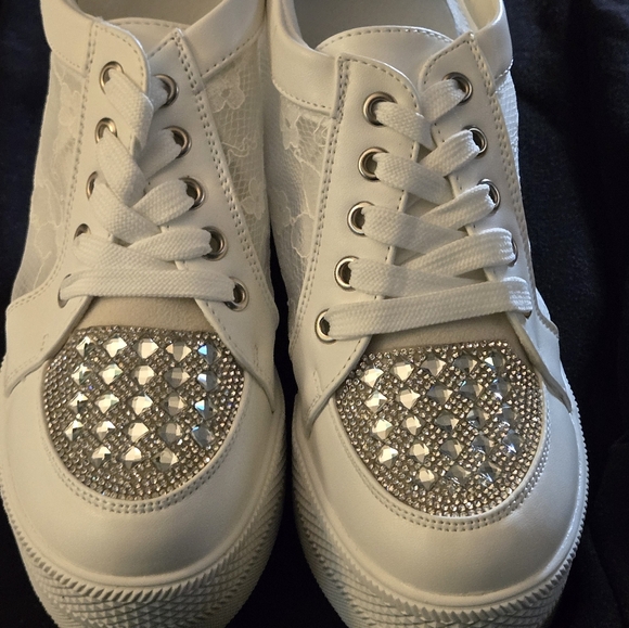 ASN NWT Women's White Platform White Shoes Sz 6 - Picture 8 of 10